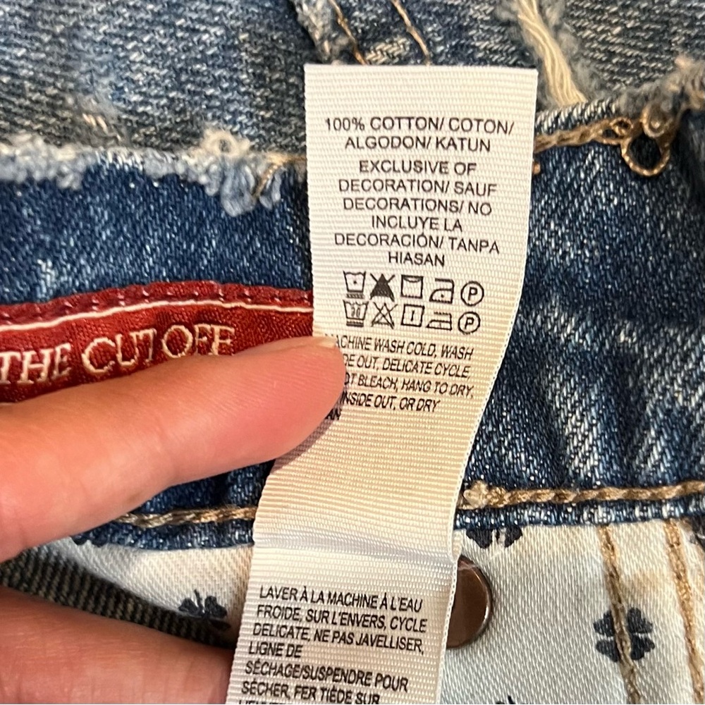Lucky Brand The Cut Off Low Rise Denim Shorts, Size 00/24 - Picture 7 of 7